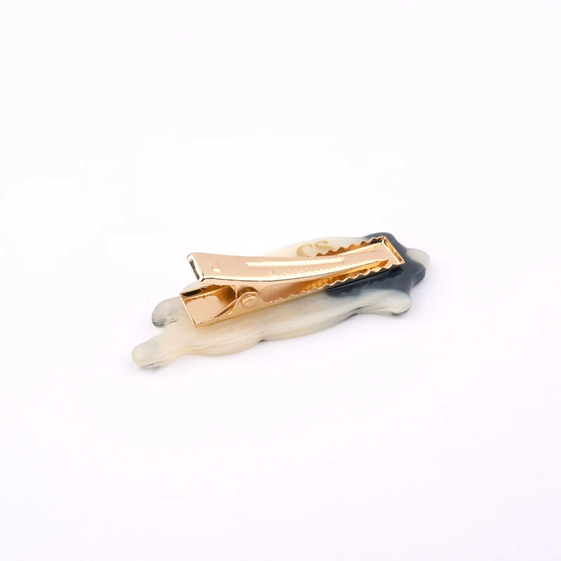 Barrette Carlin