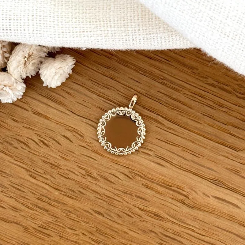 Pendentif "Poeme" plaqué or