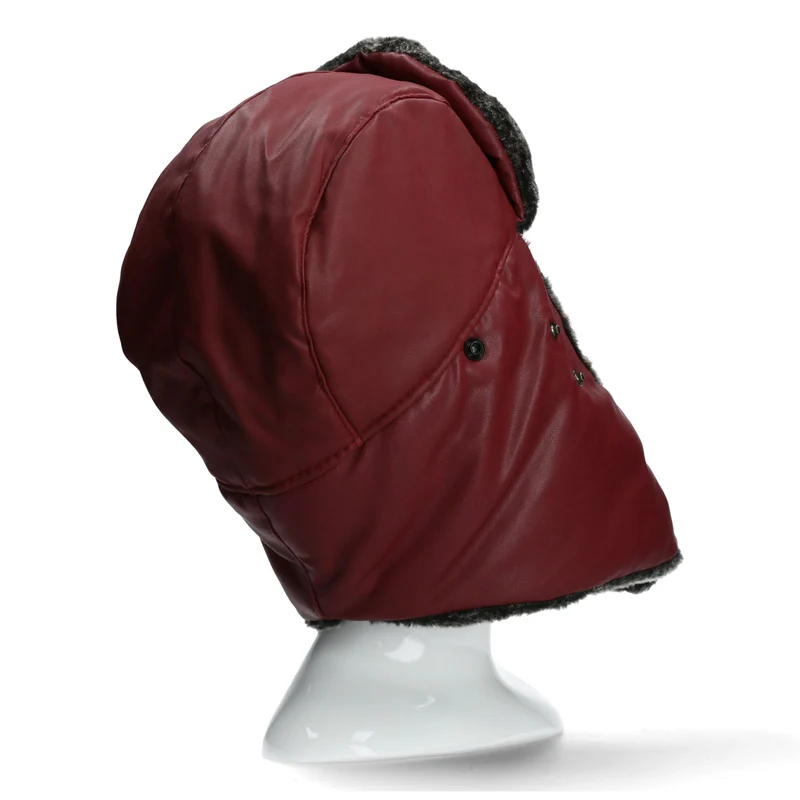 Bonnet chapka fourré rouge