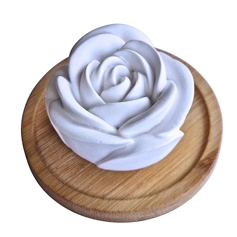 Diffuseur de parfum en plâtre céramique en forme de rose – Diffusion à froid, création artisanale