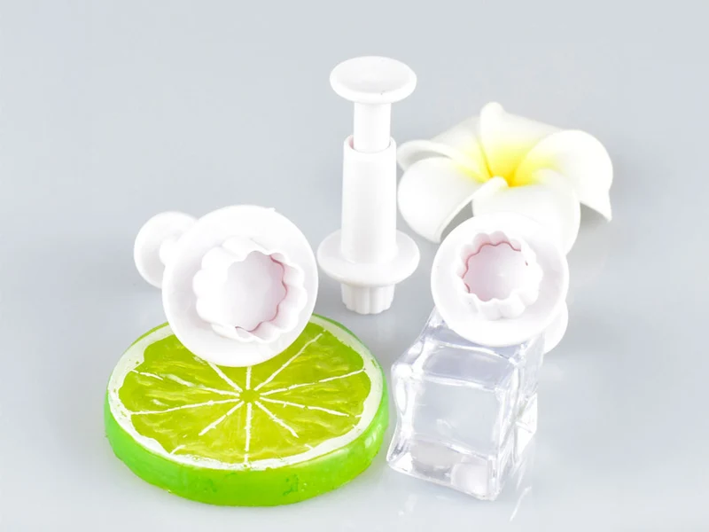 Lot de 3 Emporte pièces pour pâte polymère et modelage - Formes Fleurs