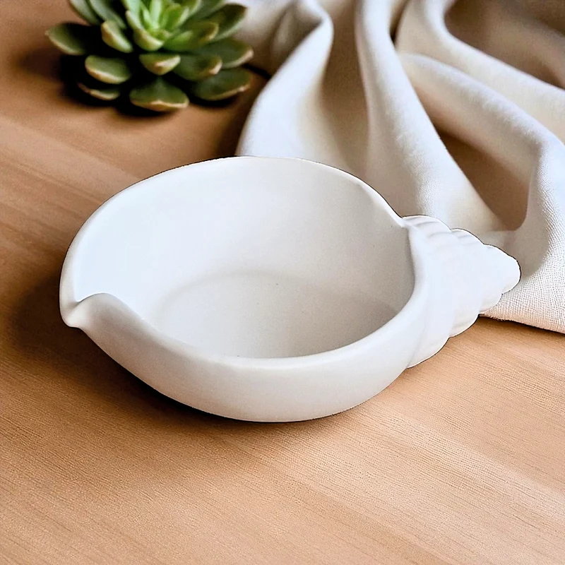 ✨ Coupelle décorative coquillage en plâtre céramique – Élégance & esprit bord de mer