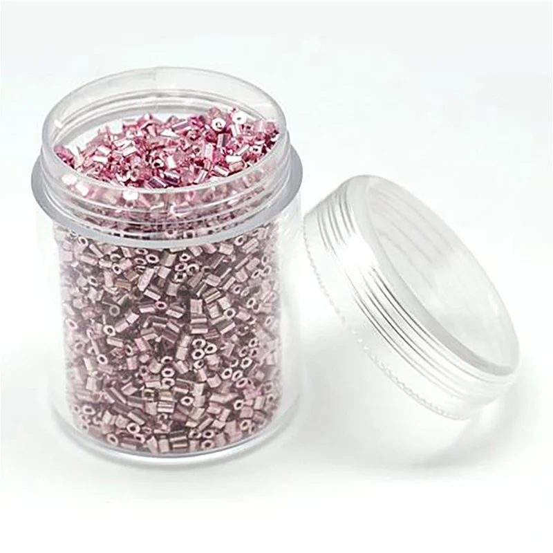 Perles de rocaille irisées tubes à facettes 1.8 à 2.3 mm (3000 pièces)