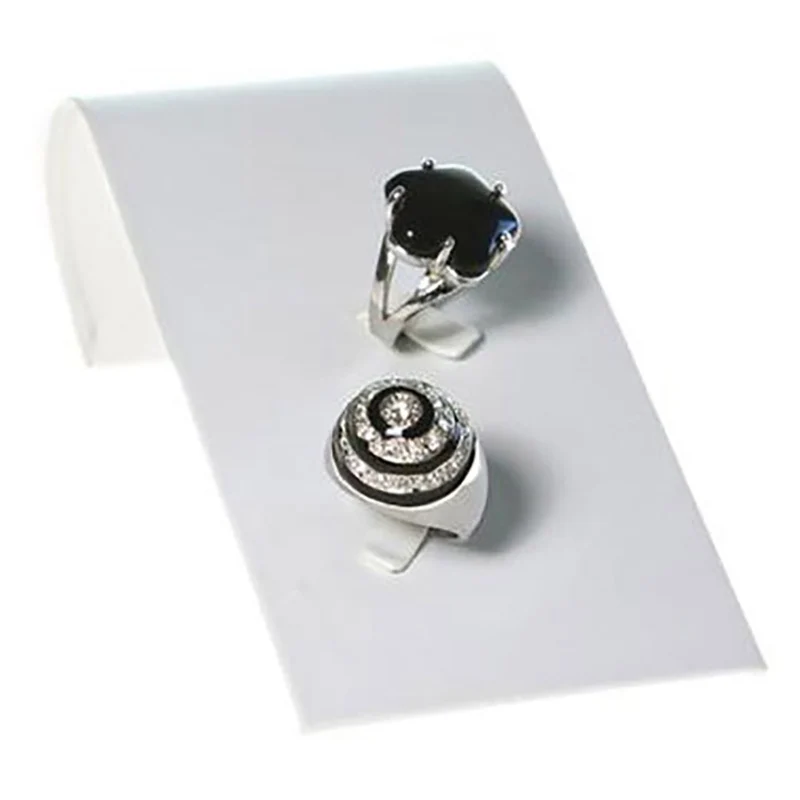 Porte bague et broche Toboggan en simili cuir (2 bagues)