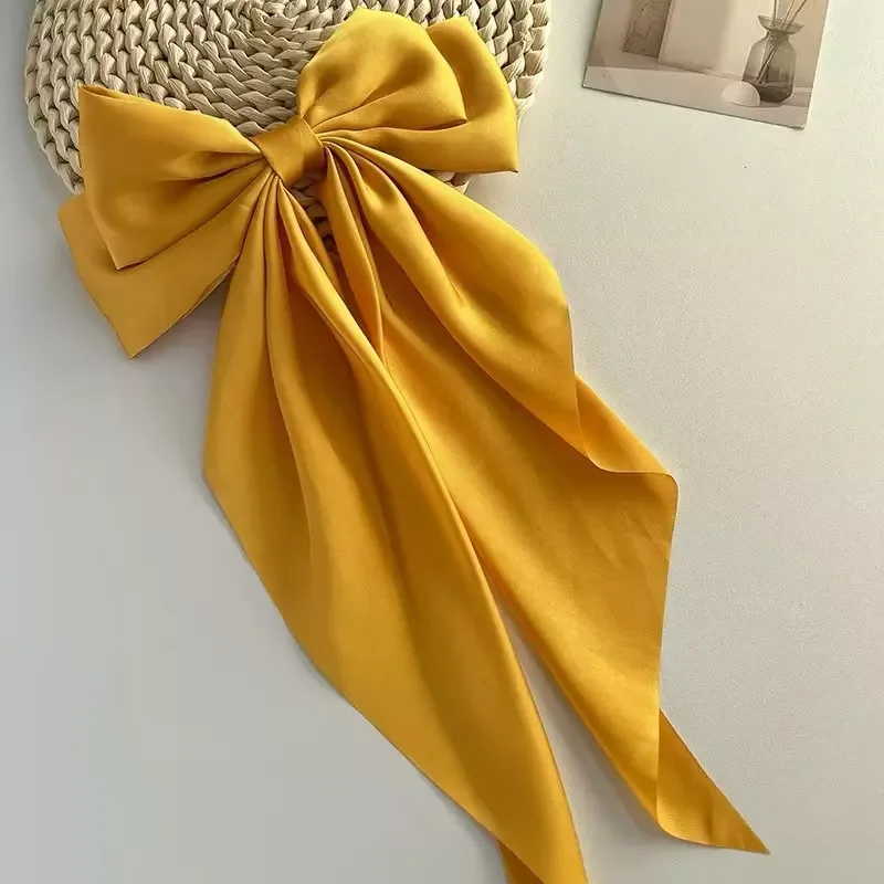Barrette cheveux - Grand noeud en satin uni