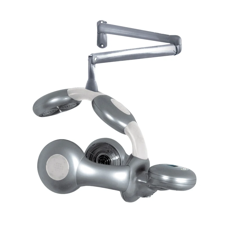 Casque infrarouge LOGIKA SPHERIC DESIGN sur bras blanc