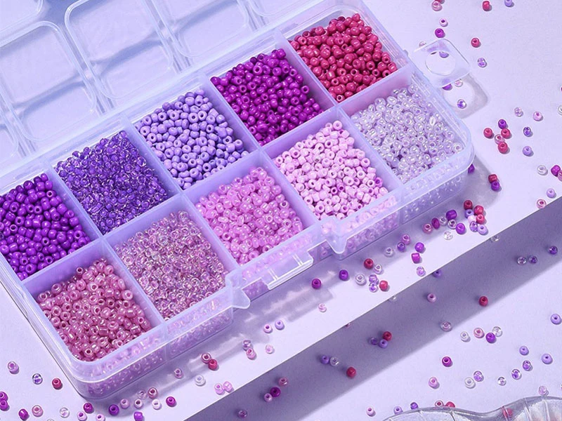 Boite de perles de rocailles - 10 Nuances Violettes - 2,5mm - 8500 pcs