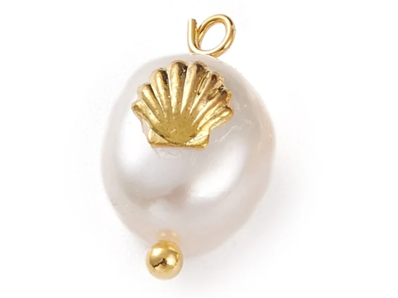 Pendentif perle de culture - Avec décoration coquillage doré - 13 x 9 mm