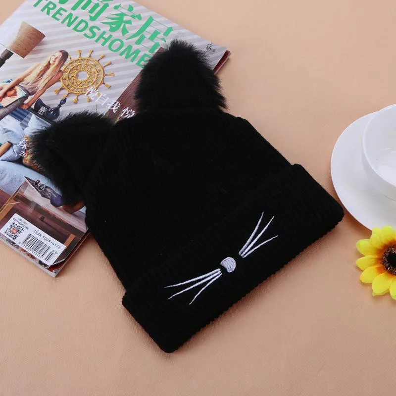 Bonnet "Miaow" _ ♣