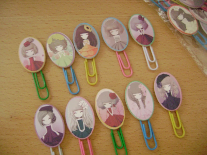 Paper clip "filles"