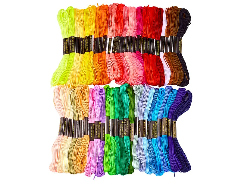 50 écheveaux de fils à broder en polycoton 1 mm - 50 couleurs