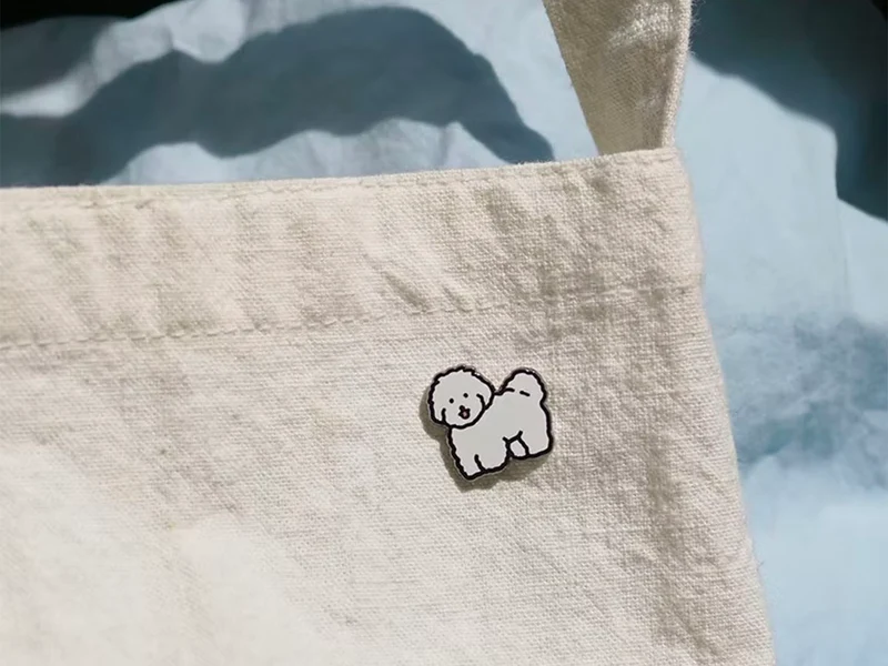 Pin's Petit chien blanc Puppy - Zero per Zero