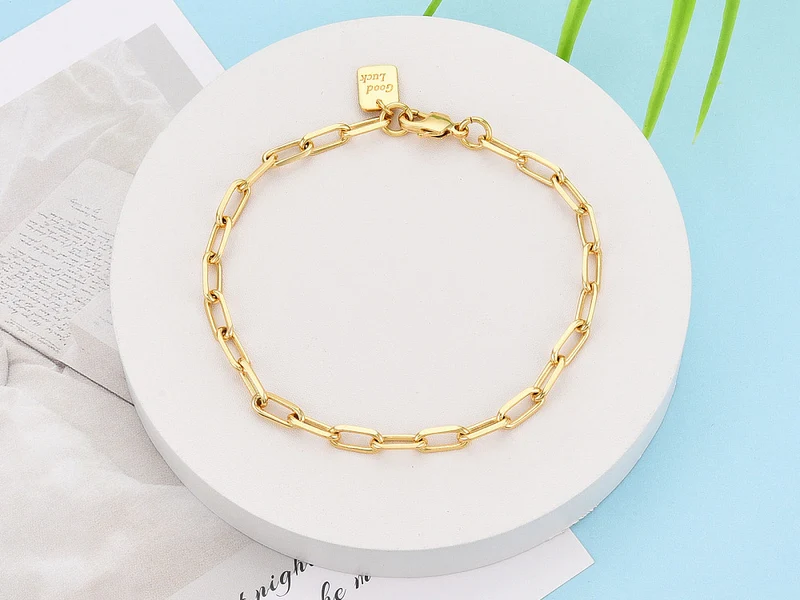 Bracelet chaîne trombone médaille Good Luck 21,5 cm - laiton doré à l’or fin