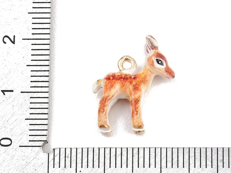 Breloque biche émaillée - doré