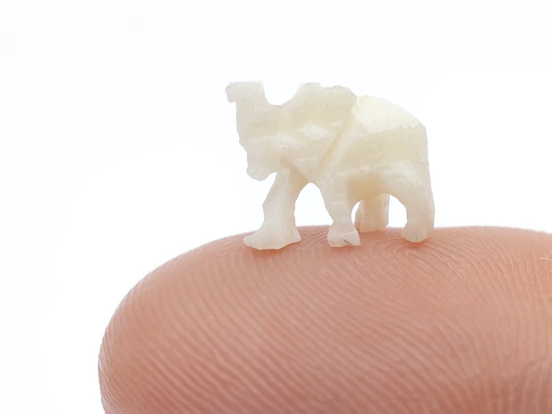 Petit éléphant miniature