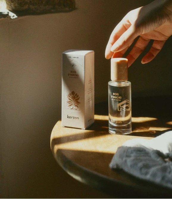 Eau de Parfum Bois d'Hinoki - Kerzon