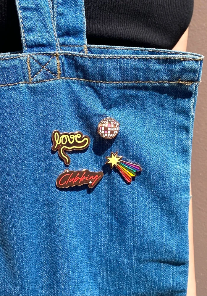 Pin's Un Néon Au Pulp Phosphorescent