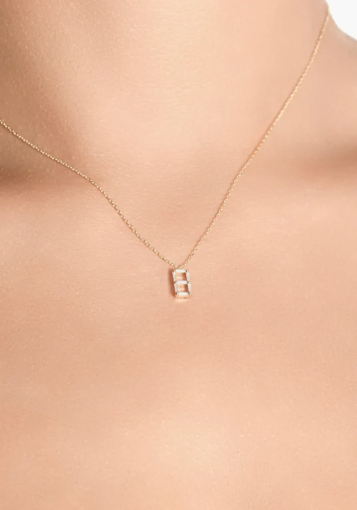 Collier Numéro 8