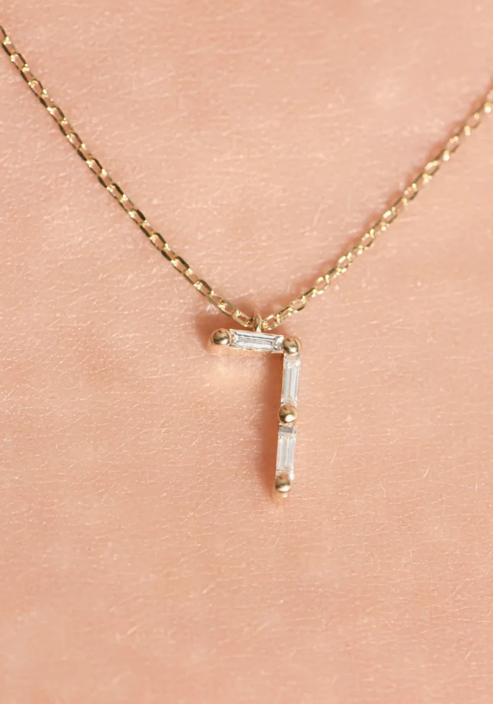 Collier Numéro 7
