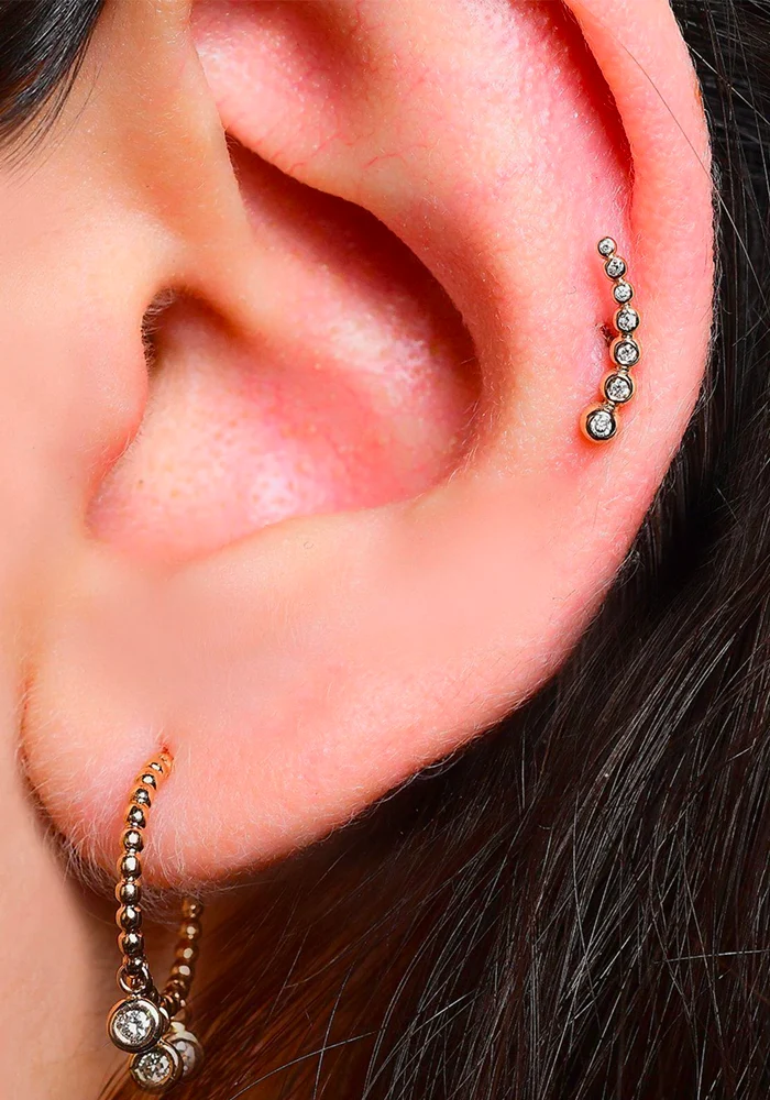 Piercing Solitaire Arc