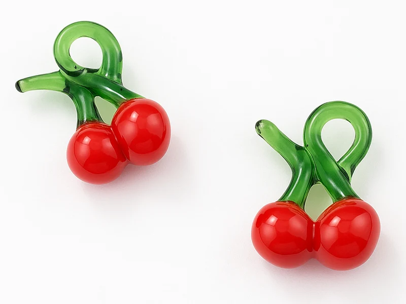 Pendentif cerise en verre