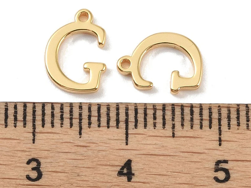Breloque lettre G en laiton plaqué or 18 K