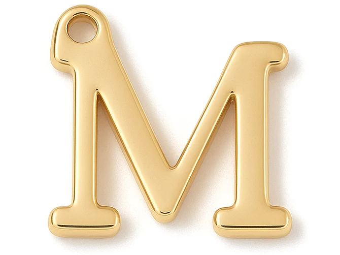 Breloque lettre M en laiton plaqué or 18 K