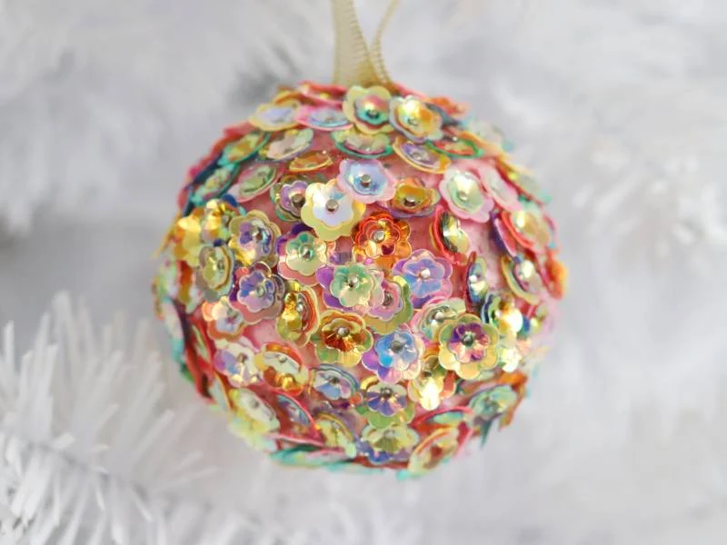 Pot de 1000 sequins fleurs multicolores
