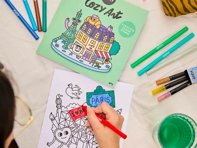 Cahier de coloriage Cozy Art - Paris - OMY