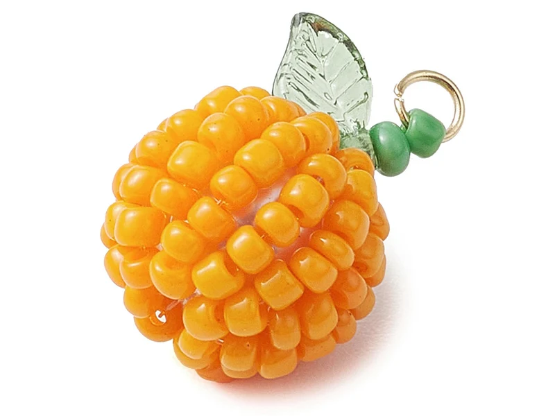Pendentif orange en perles de rocaille