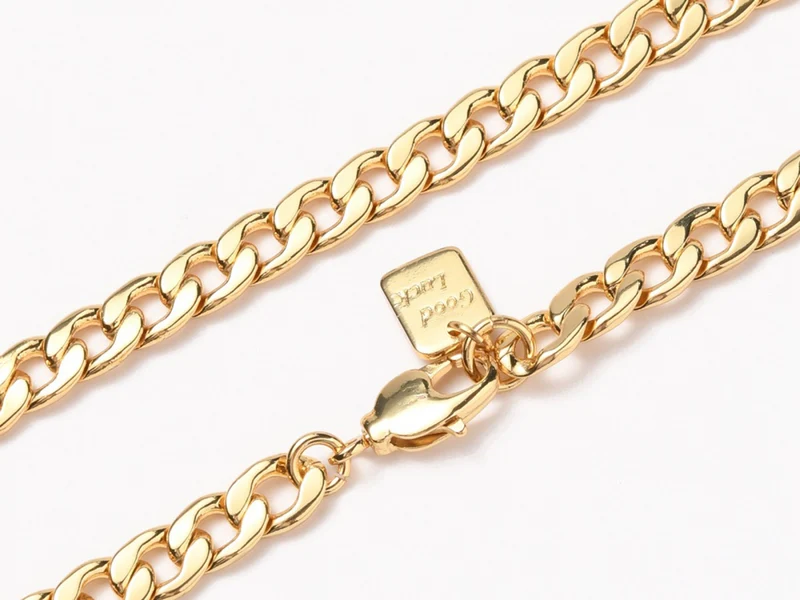 Collier chaîne cubaine en laiton doré à l’or fin