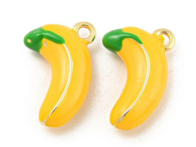 Breloque banane émaillée en laiton doré à l’or fin