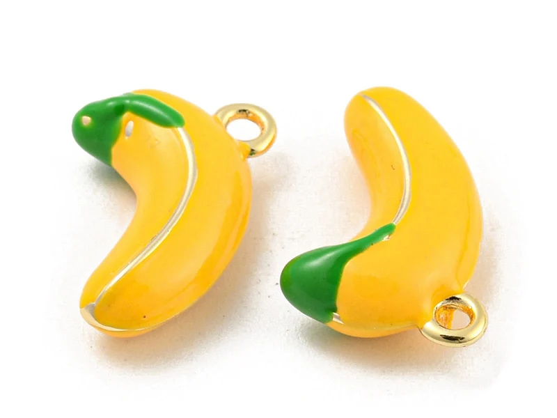 Breloque banane émaillée en laiton doré à l’or fin