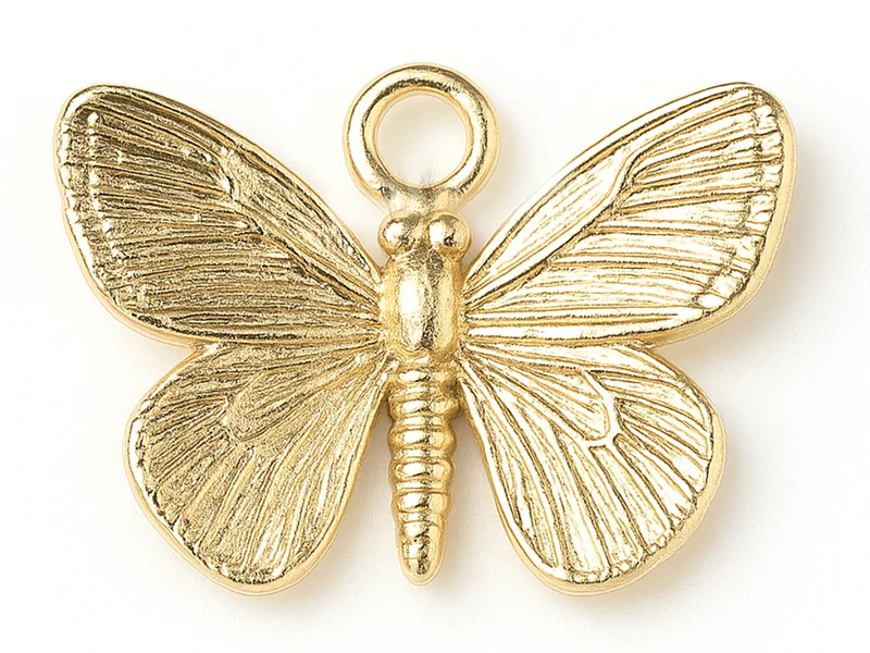 Breloque papillon doré à l’or fin
