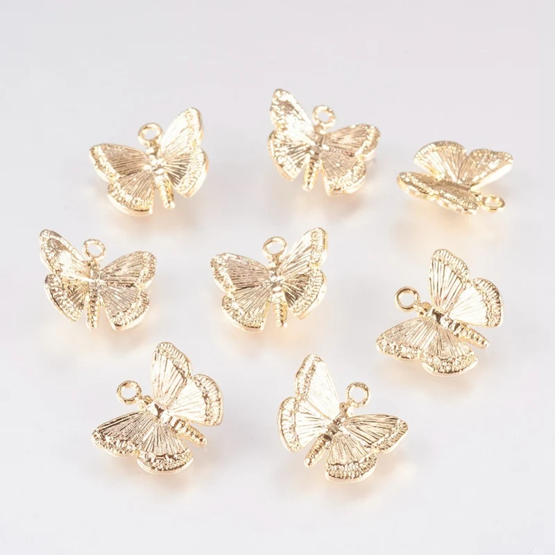 Breloque papillon doré à l’or fin