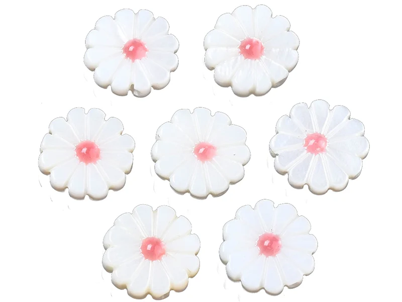 Perle pâquerette à cœur émaillé corail - 12 mm