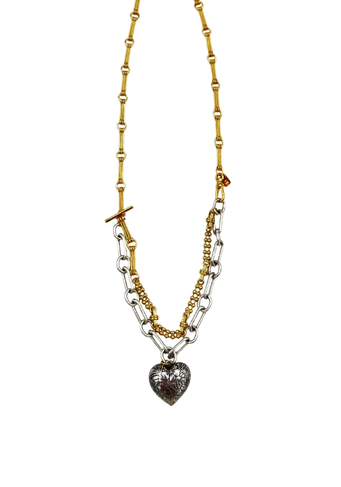 Collier Dolly