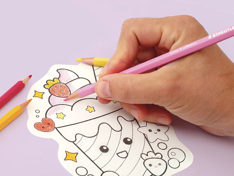 Kit plastique fou aimants kawaii à colorier pour enfants
