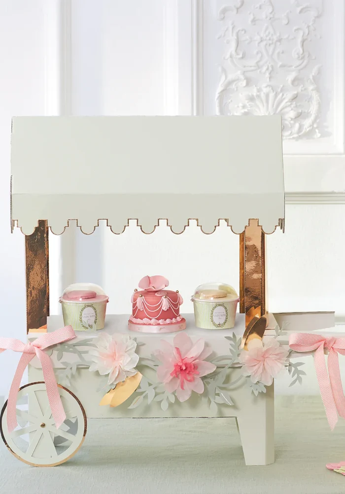 Centre De Table Collaboration Ladurée Paris
