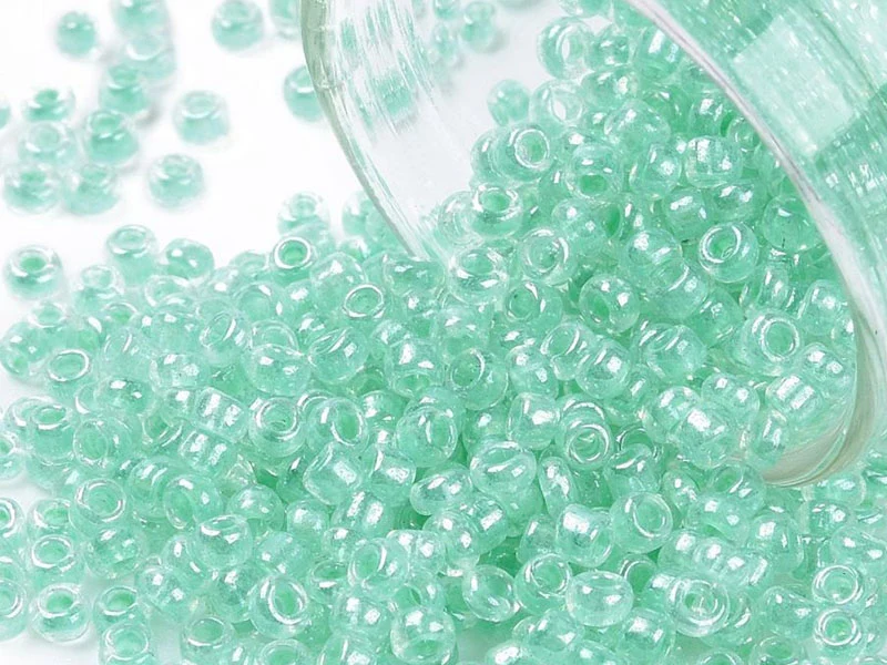 Perles de rocailles en tube - Lustre vert - 2 mm