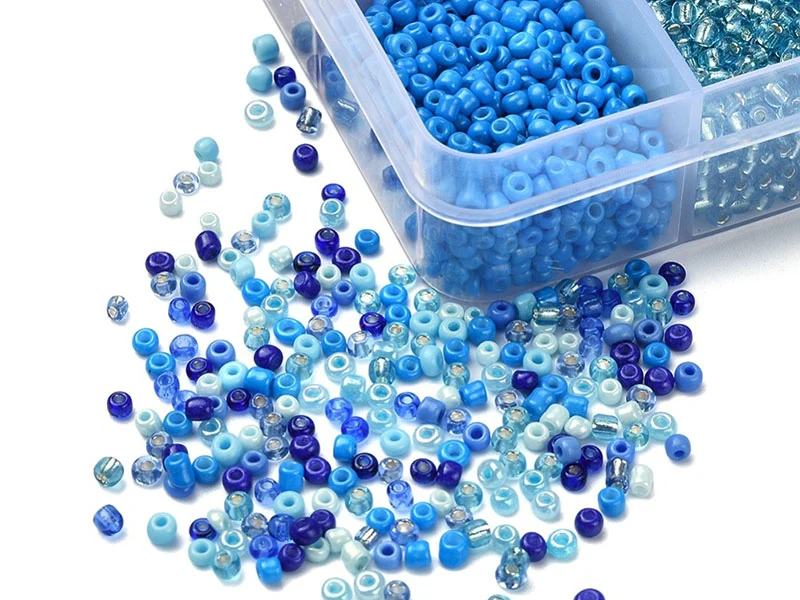 Boite de perles de rocailles - 10 Nuances bleues- 2,5mm - 8500 pcs