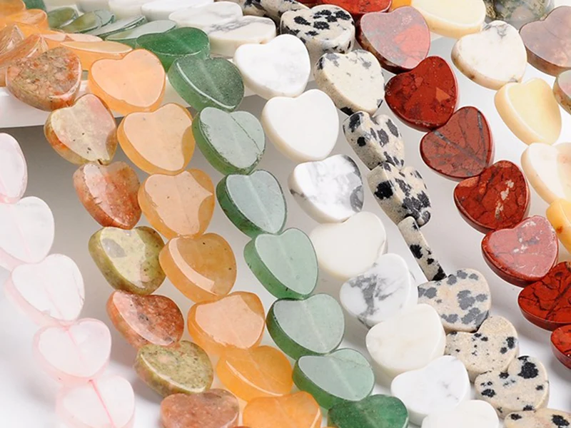 10 perles en forme de cœur - mix matières nature et synthétique - 6 mm