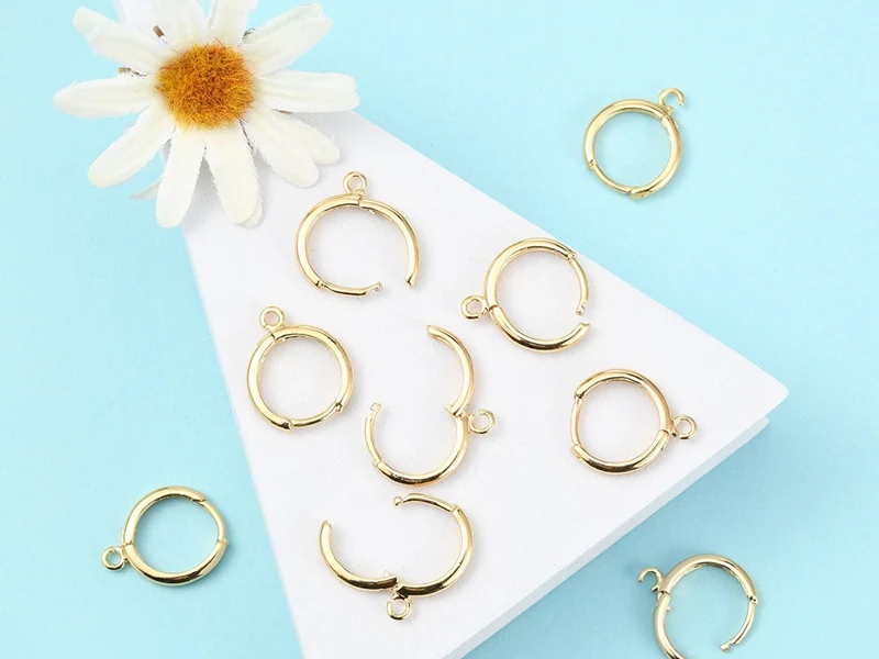 Paire de boucles d'oreilles dormeuses - Doré à l'or fin 18K - 17 mm