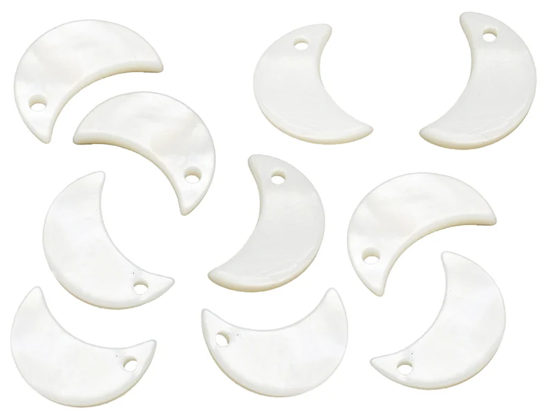 Lot de 10 breloques - lune - coquillage naturel - 13 x 8 mm