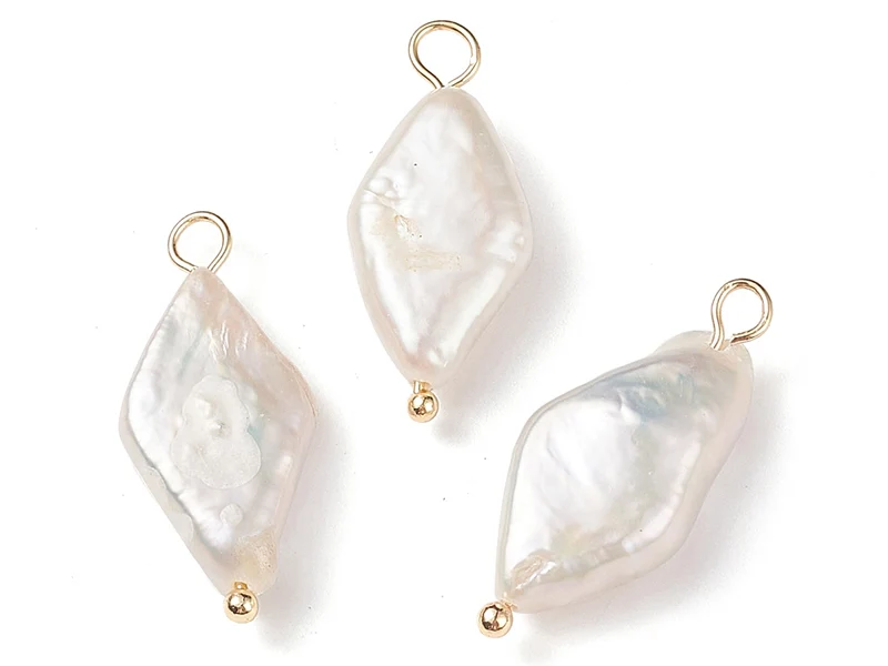 Pendentif losange en perle de culture - Doré à l'or fin 18K - 23 x 10 mm