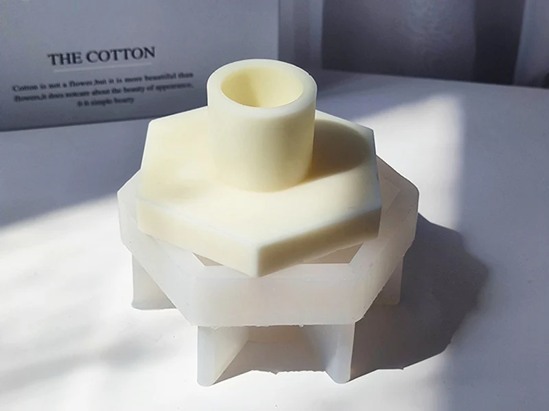 Moule en silicone - Support pour bougie chandelle
