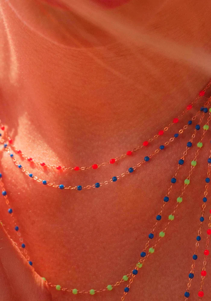 Collier Classique Gigi Or Rose Et Résines Corail 42cm