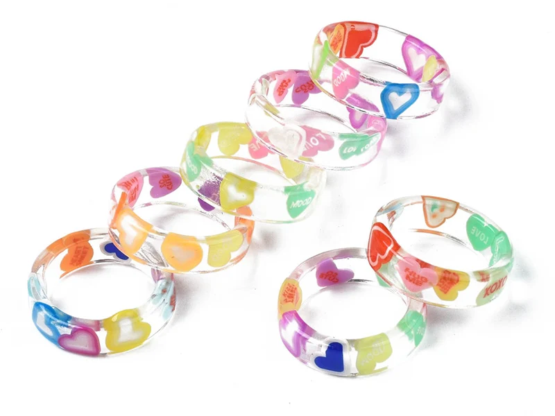 Bague en résine transparente - Coeur multicolore