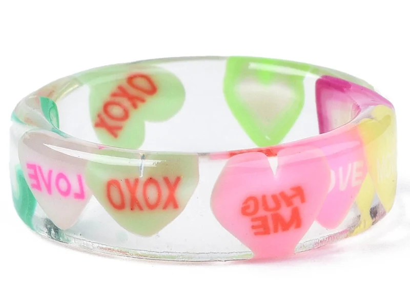 Bague en résine transparente - Coeur multicolore