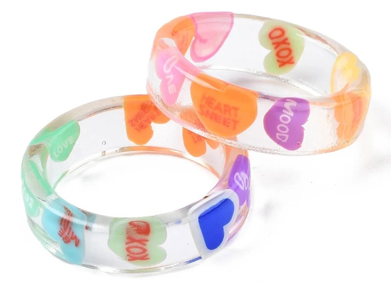 Bague en résine transparente - Coeur multicolore